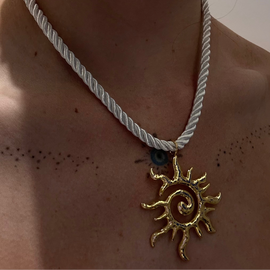 COLLAR CORDÓN BLANCO SOL