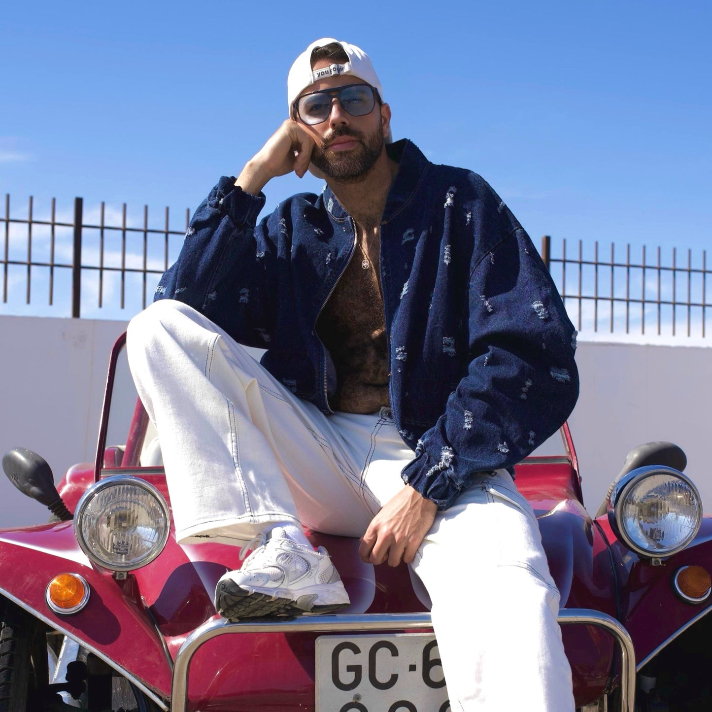 CHAQUETA VAQUERA CON ROTOS
