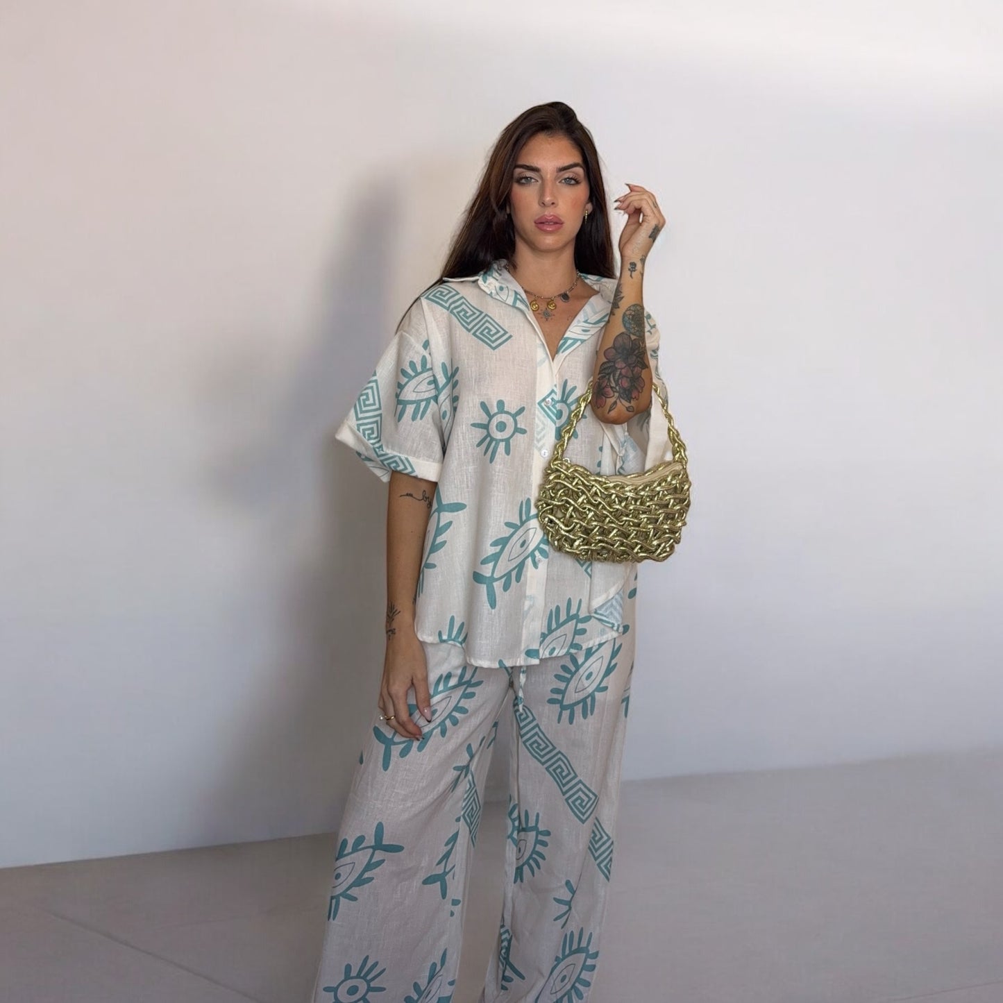 CAMISA ESTAMPADA OJO
