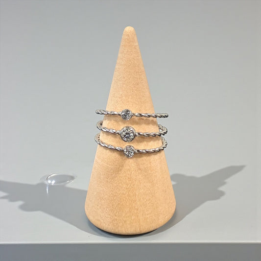 ANILLO TRIPLE DETALLE BRILLOS