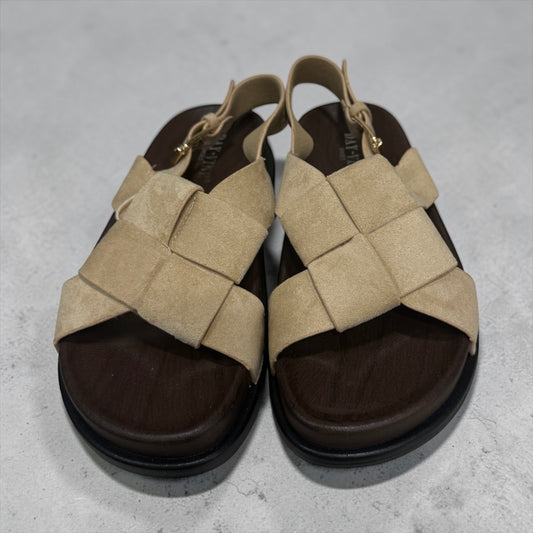 SANDALIA CRUZADA BEIGE