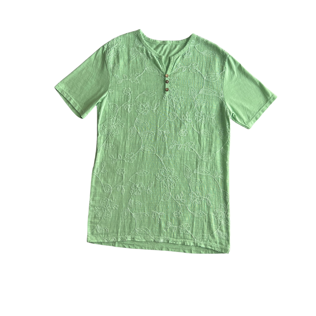 CAMISETA CON BORDADO