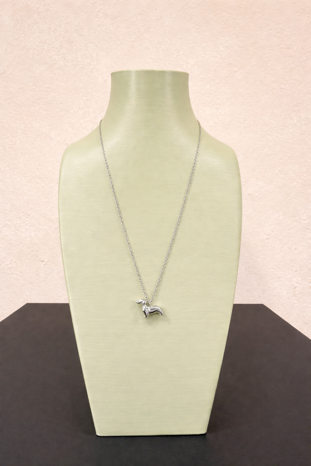 COLLAR PERRITO SALCHICHA