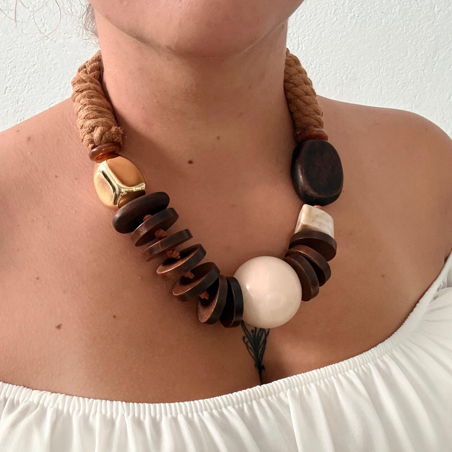 COLLAR RÚSTICO MADERA