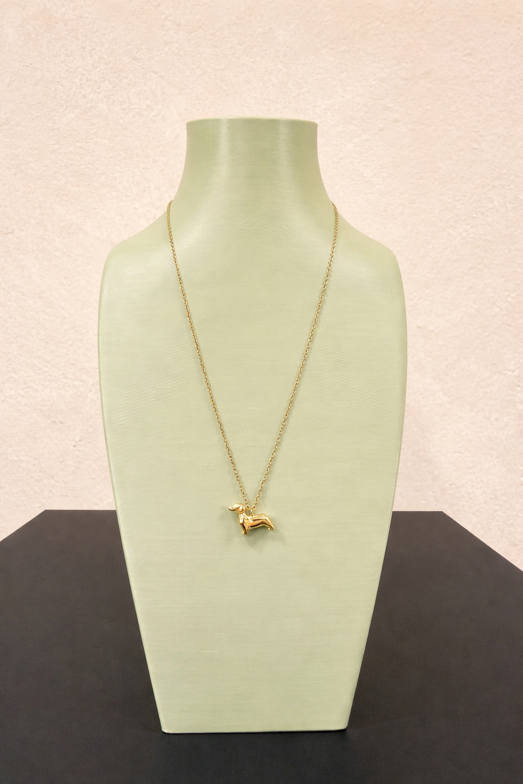 COLLAR PERRITO SALCHICHA