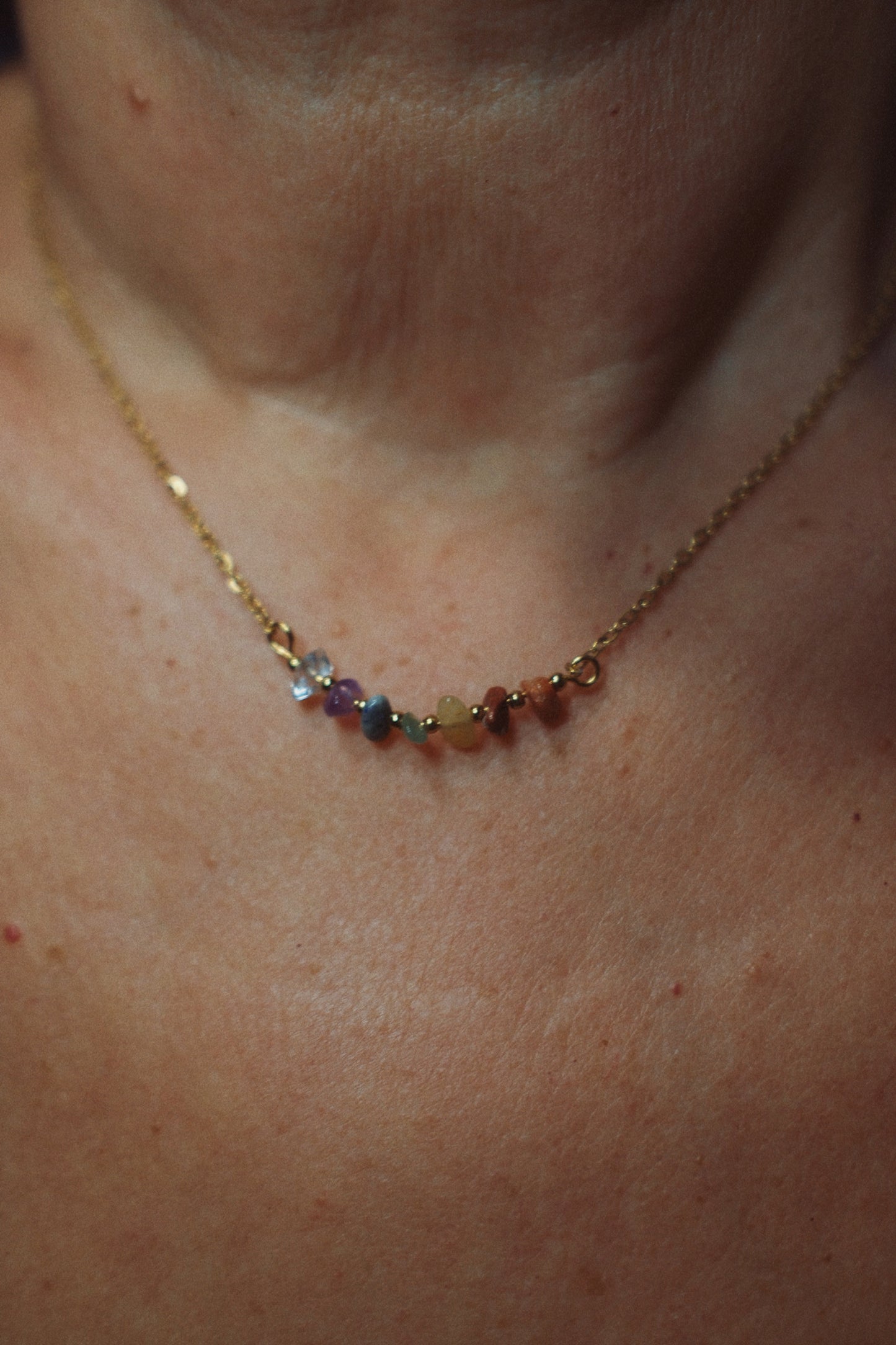 COLLAR CHAKRAS UNIDAS