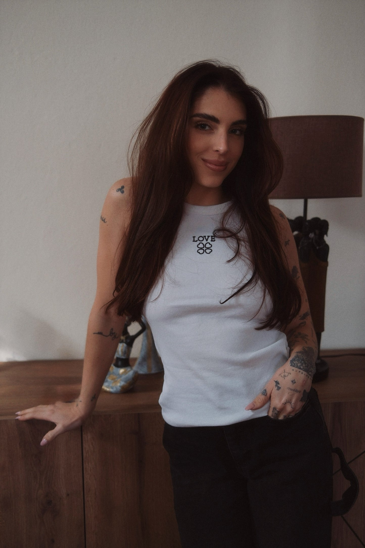 CAMISETA SIN MANGAS LOVE