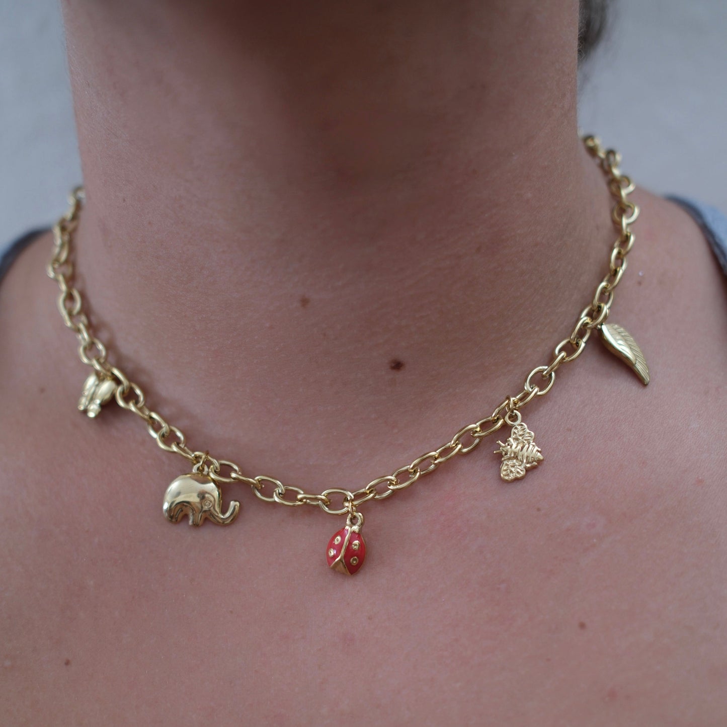 COLLAR CHARM MARIQUITA