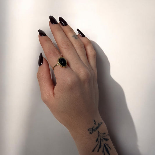 ANILLO DORADO PERLA NEGRA