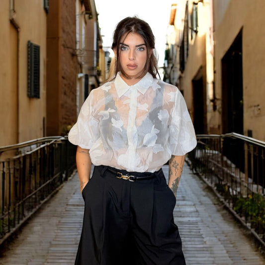 CAMISA TRANSPARENTE BORDADO HOJAS