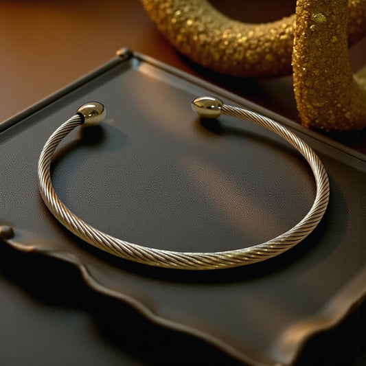 PULSERA RÍGIDA MINIMALISTA