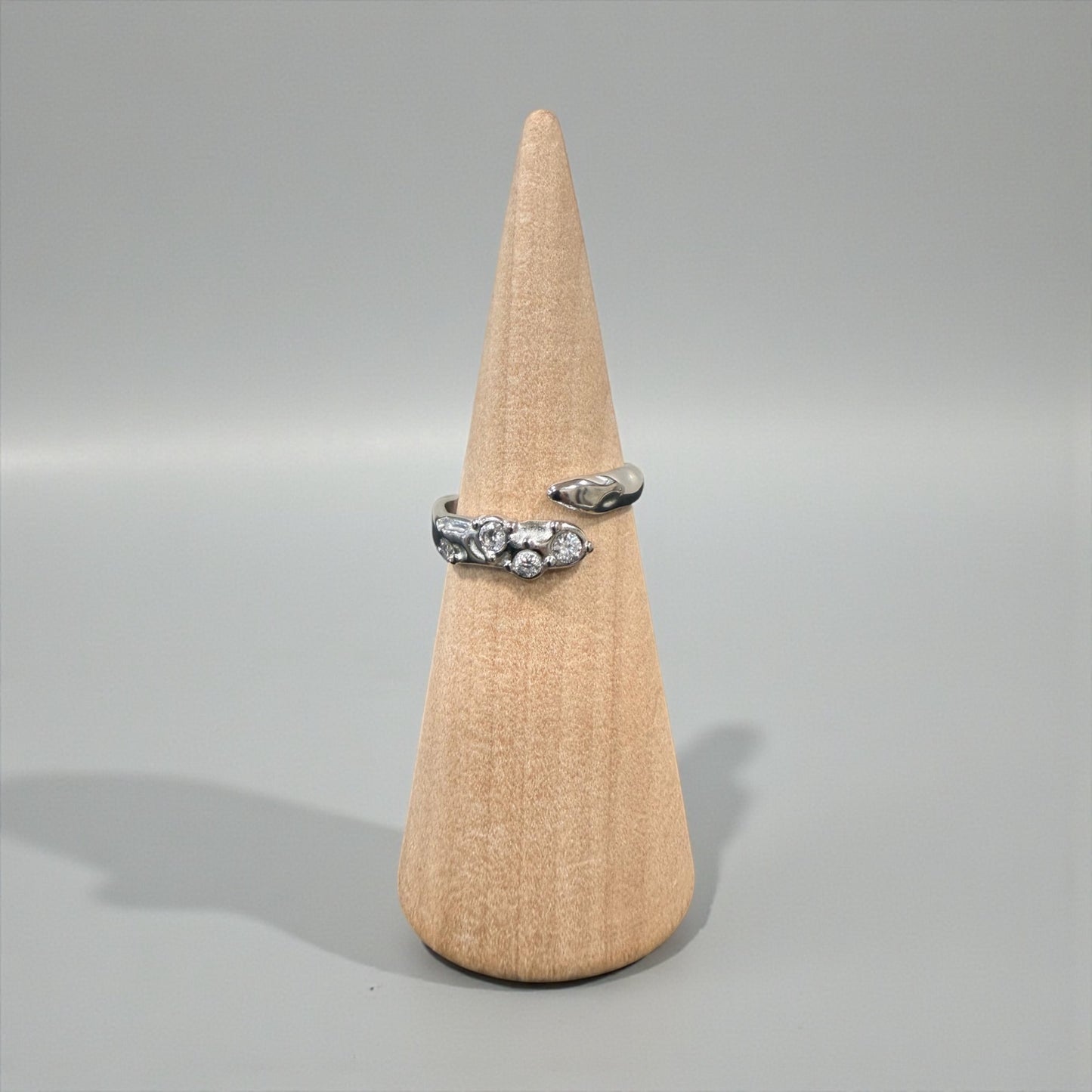 ANILLO SERPIENTE DETALLE BRILLOS