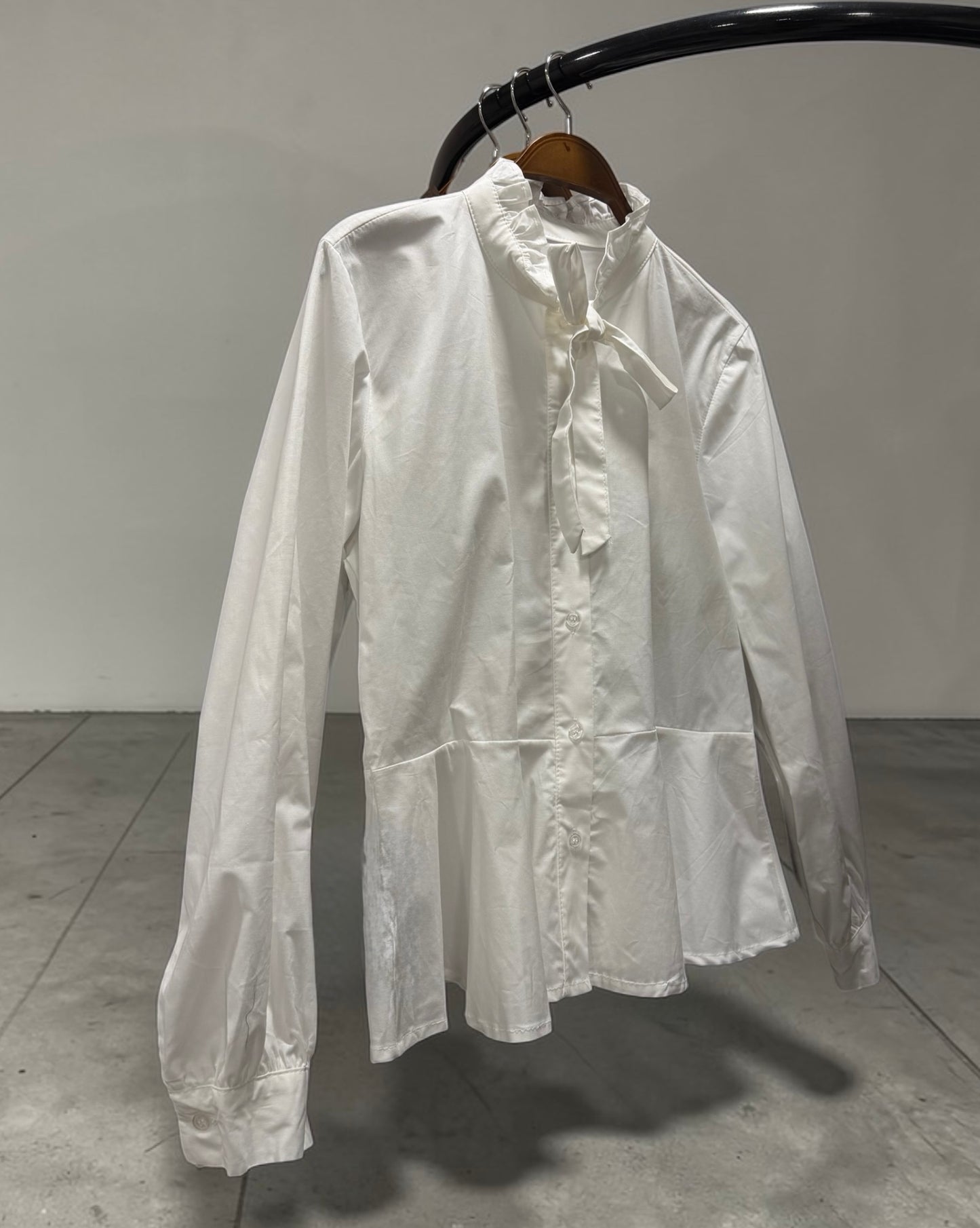 CAMISA LAZO DETALLE VOLANTES