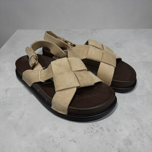 SANDALIA CRUZADA BEIGE