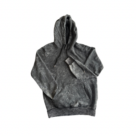 SUDADERA NEGRA CON CAPUCHA EFECTO LAVADO