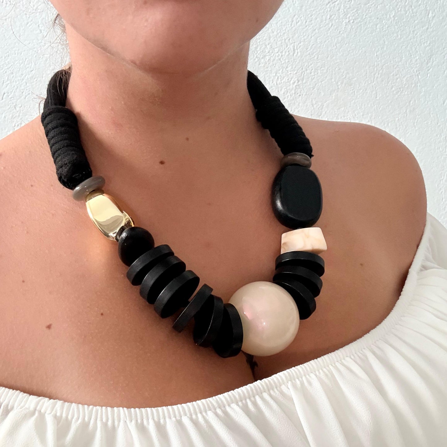 COLLAR RÚSTICO MADERA