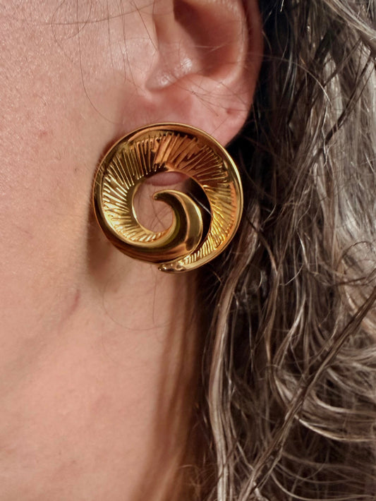 PENDIENTES CARACOL DORADO